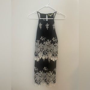 🏷️Gianni Bini | Open back lace women’s dress